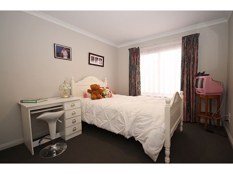 10 Heppner Court, Sebastopol VIC 3356