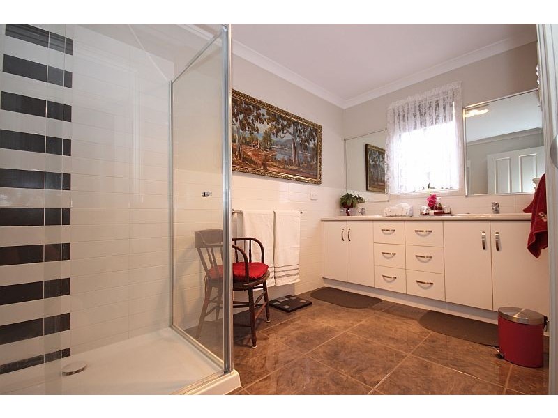 10 Heppner Court, Sebastopol VIC 3356