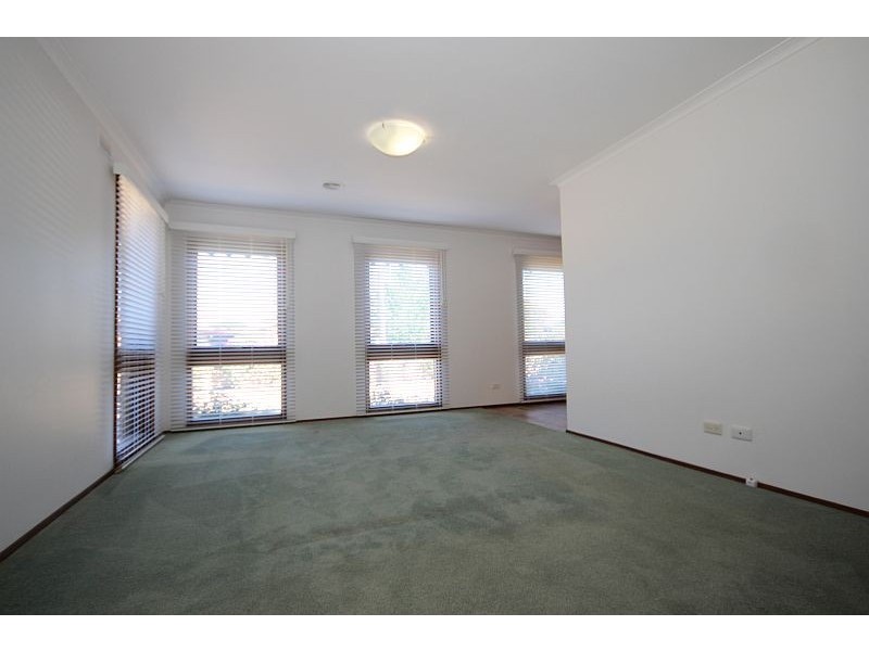 42 Montgomery Street, Wendouree VIC 3355