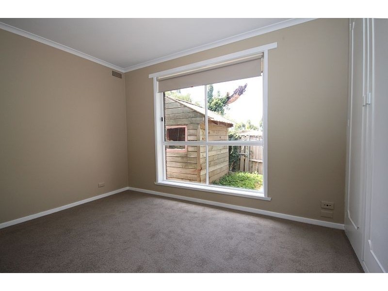 10 Soyuz Court, Mount Clear VIC 3350