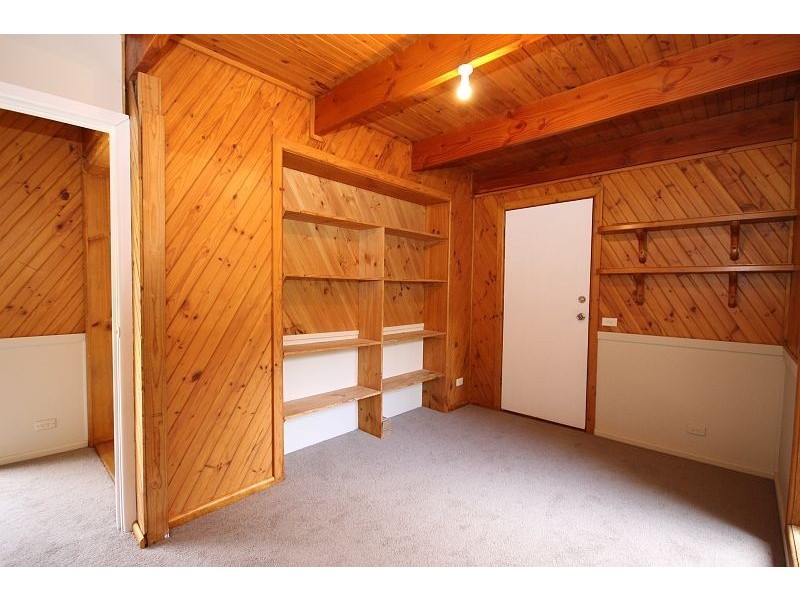 10 Soyuz Court, Mount Clear VIC 3350