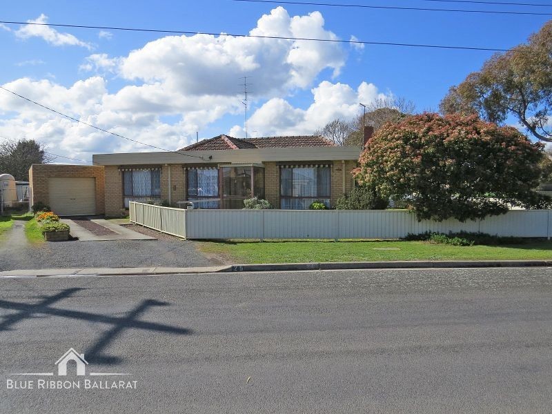 25 Yarrowee Street, Sebastopol VIC 3356