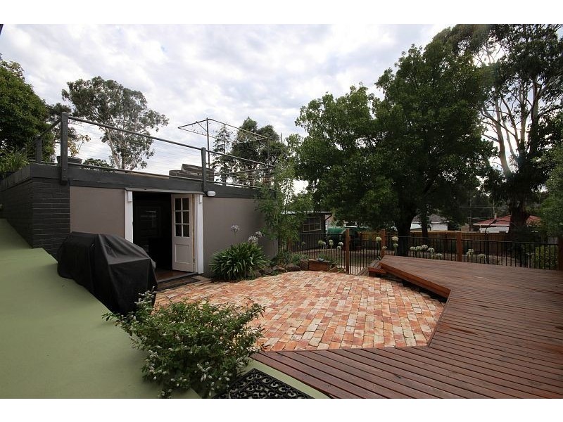 205 Lylia Avenue, Mount Clear VIC 3350