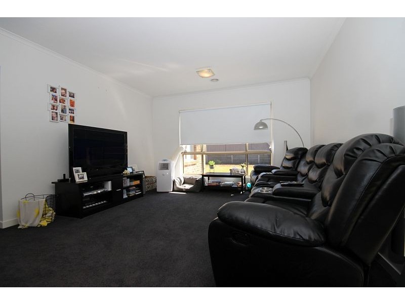 5 Oxley Bend, Alfredton VIC 3350