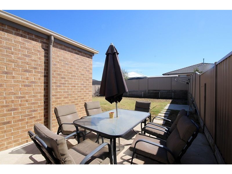 5 Oxley Bend, Alfredton VIC 3350