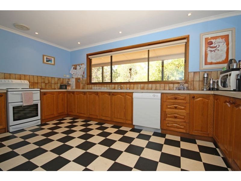 63 Cockatoo Road, Lal Lal VIC 3352