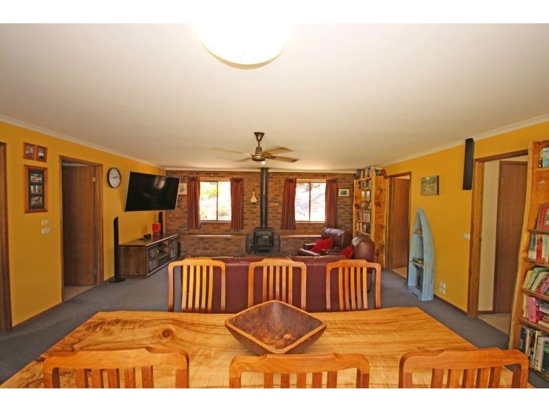 63 Cockatoo Road, Lal Lal VIC 3352