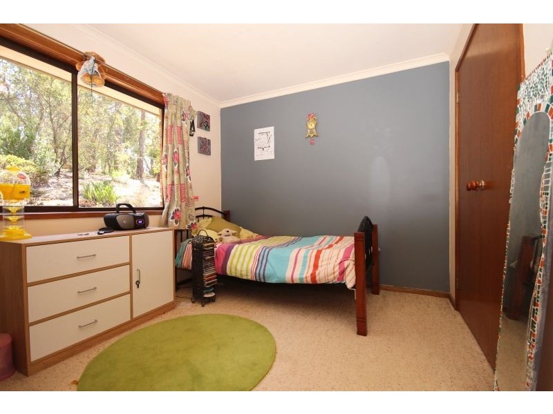 63 Cockatoo Road, Lal Lal VIC 3352