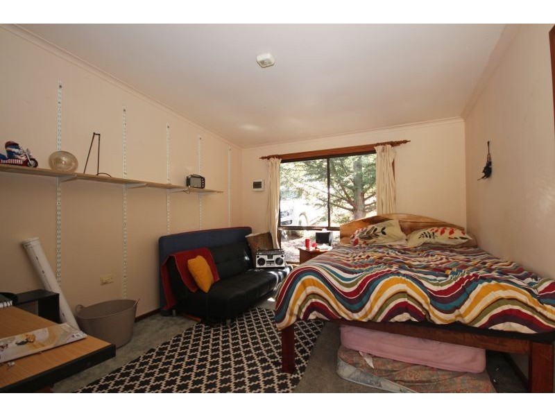 63 Cockatoo Road, Lal Lal VIC 3352