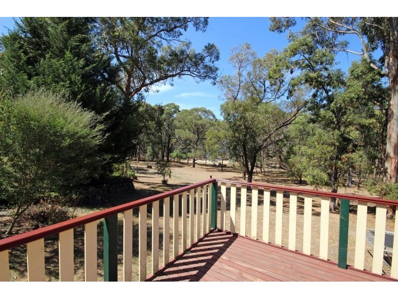 63 Cockatoo Road, Lal Lal VIC 3352