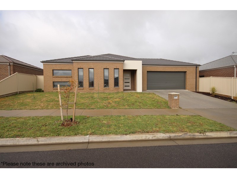 39 Ascot Gardens Drive, Delacombe VIC 3356