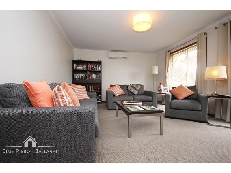 1/24 Bradby Avenue, Mount Clear VIC 3350