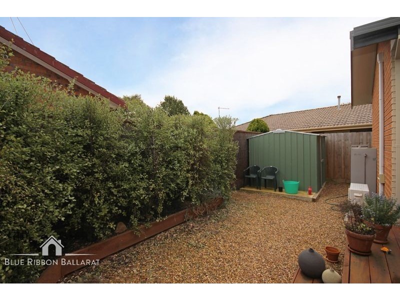 1/24 Bradby Avenue, Mount Clear VIC 3350