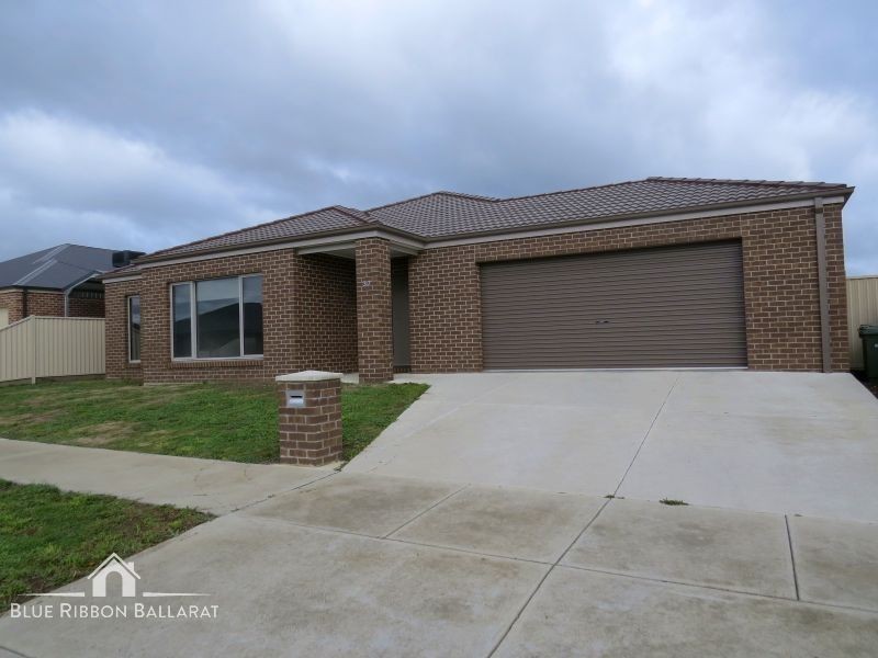 37 Ascot Gardens Drive, Delacombe VIC 3356