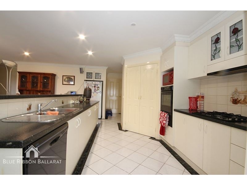 2a View Point Drive, Ballarat North VIC 3350