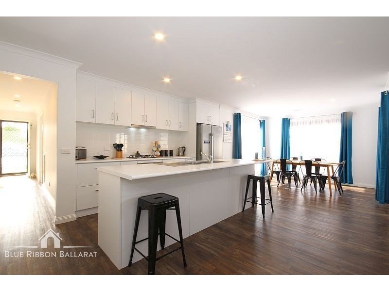 9 Heppner Court, Sebastopol VIC 3356