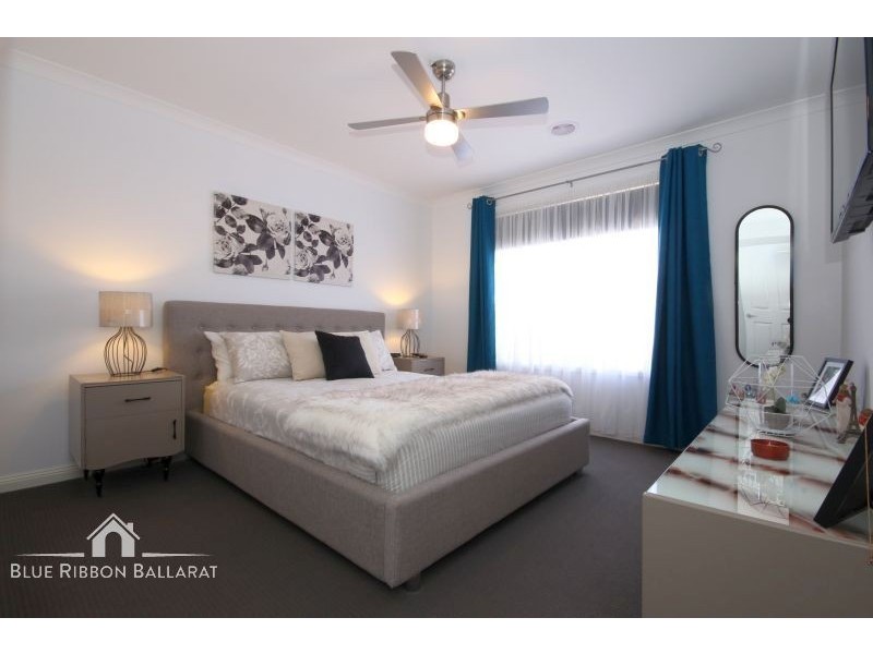 9 Heppner Court, Sebastopol VIC 3356