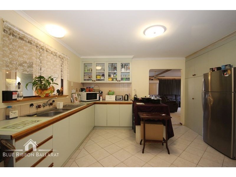 384 Wilsons Road, Haddon VIC 3351