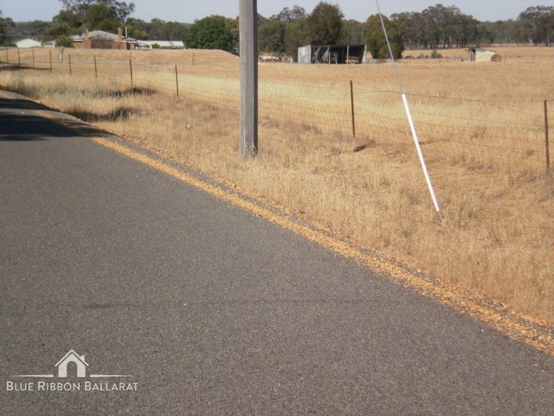 100 Murrays Road, Carapooee VIC 3478