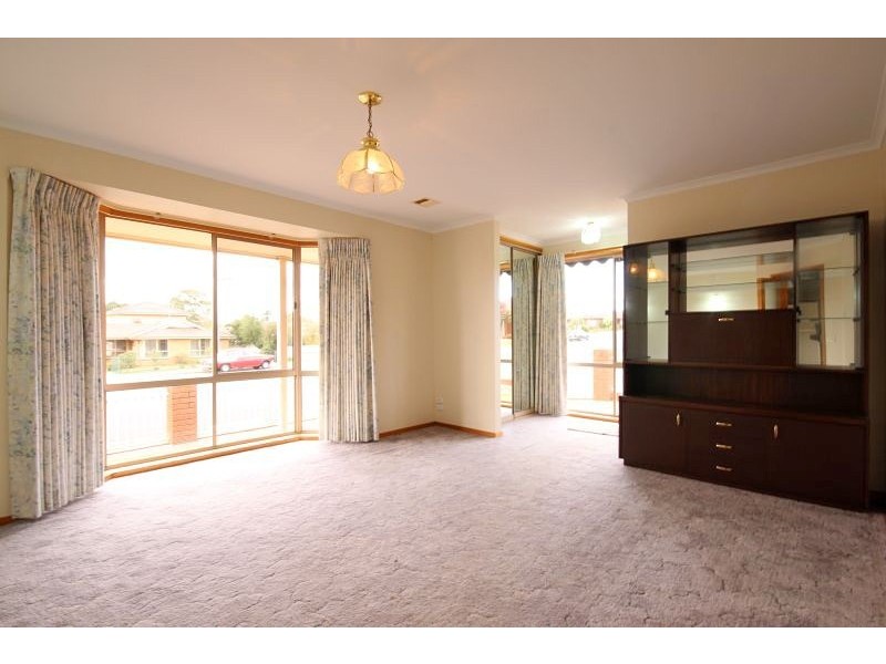 43 Midlands Drive, Ballarat North VIC 3350