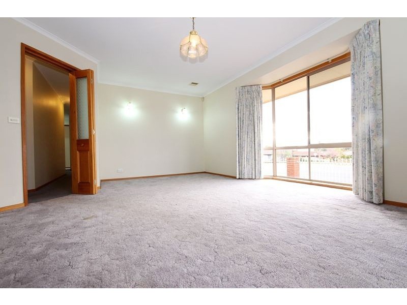 43 Midlands Drive, Ballarat North VIC 3350