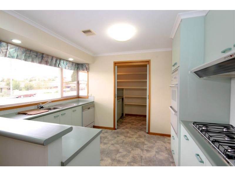 43 Midlands Drive, Ballarat North VIC 3350