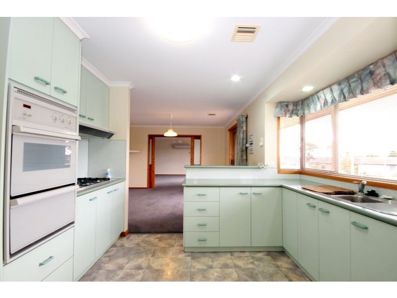 43 Midlands Drive, Ballarat North VIC 3350