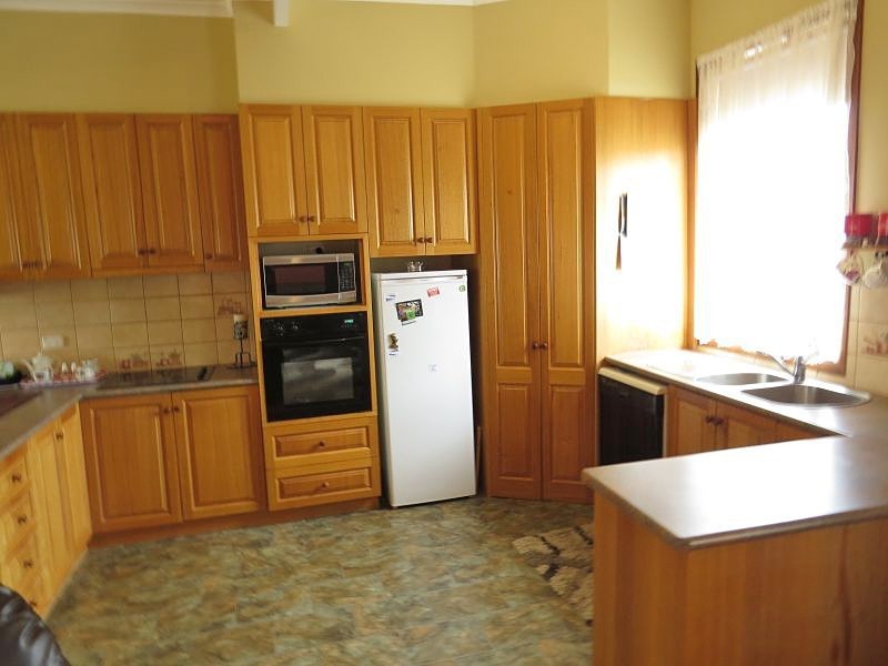 66 William Street, Lismore VIC 3324