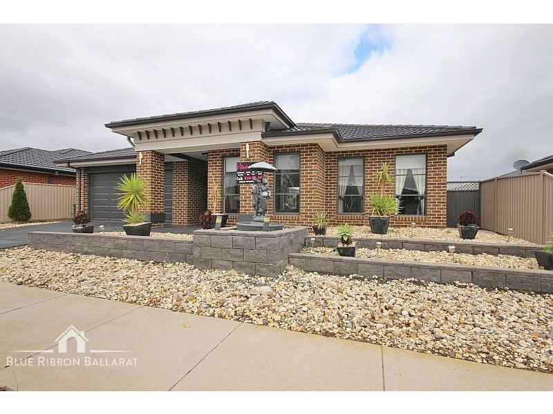 16 Carbine Drive, Alfredton VIC 3350