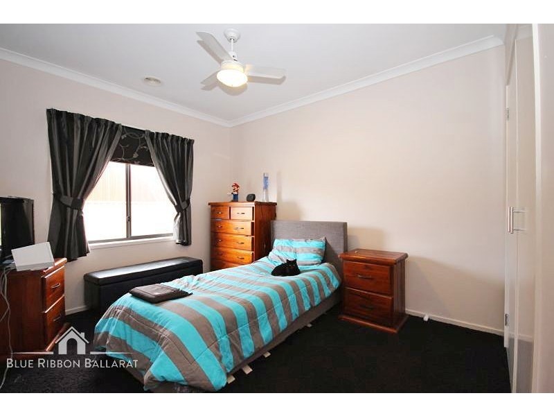 16 Carbine Drive, Alfredton VIC 3350