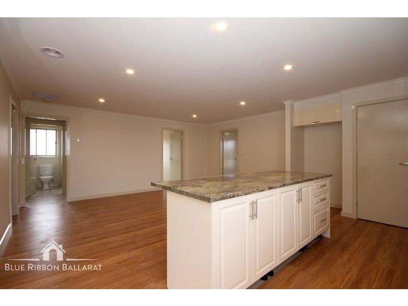 216 Kossuth Street, Sebastopol VIC 3356