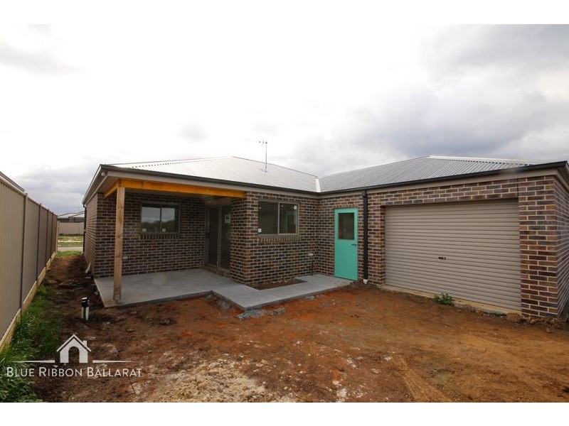 216 Kossuth Street, Sebastopol VIC 3356