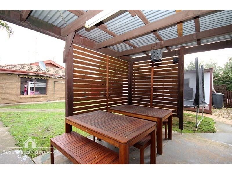 120 Learmonth Road, Wendouree VIC 3355