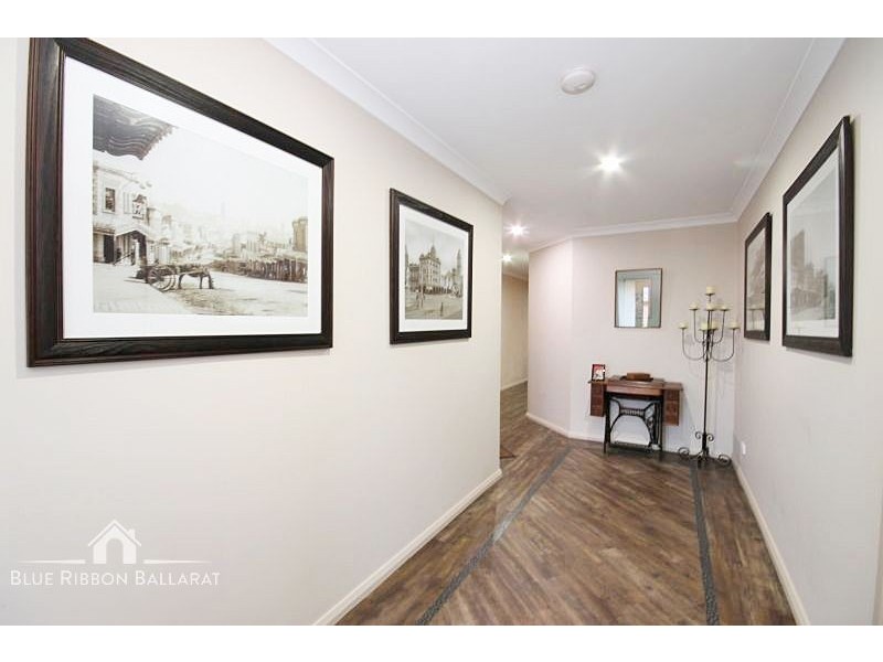 18 Annmaree Drive, Delacombe VIC 3356