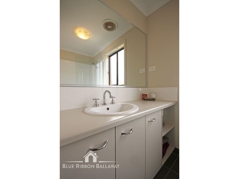 14 Stella Drive, Delacombe VIC 3356