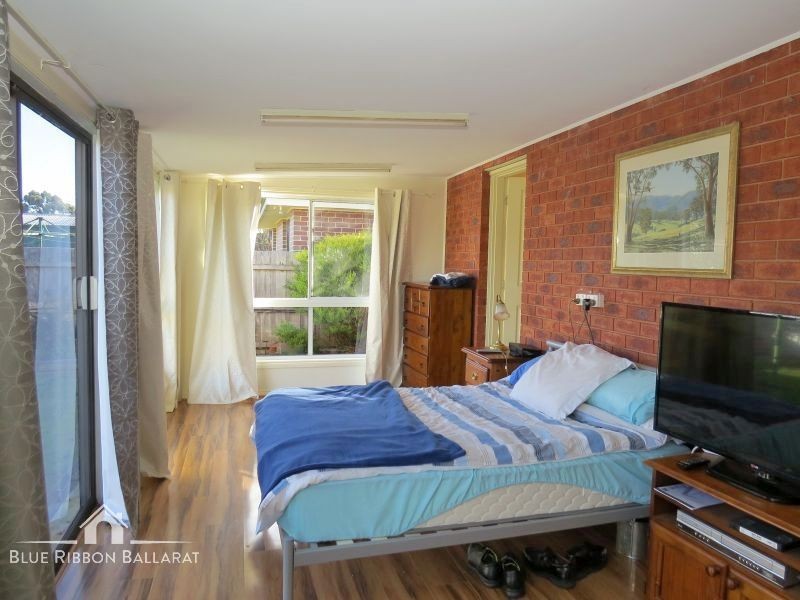 26 Shari Drive, Delacombe VIC 3356