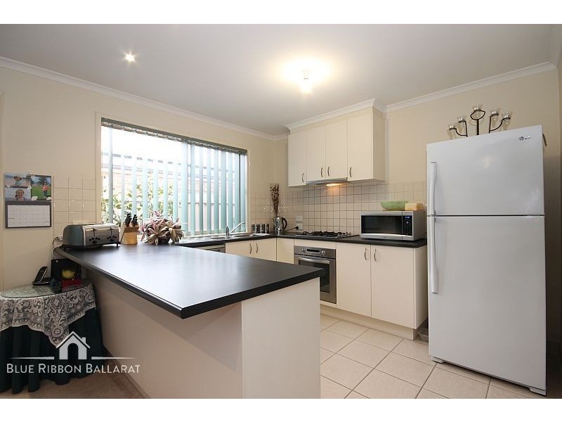 3 Barton Close, Delacombe VIC 3356