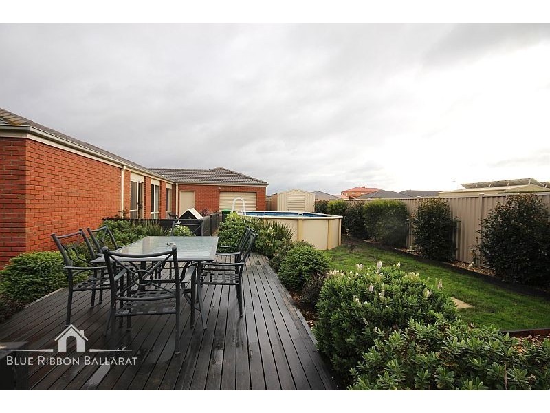 3 Barton Close, Delacombe VIC 3356