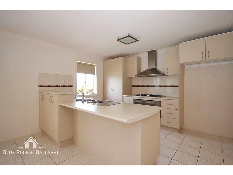 54 Merino Drive, Alfredton VIC 3350