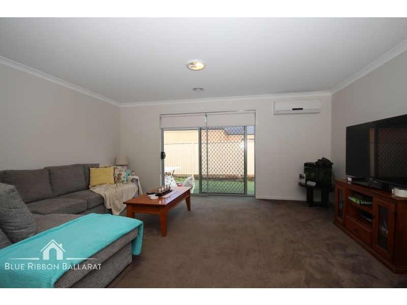 20 Chifley Drive, Delacombe VIC 3356