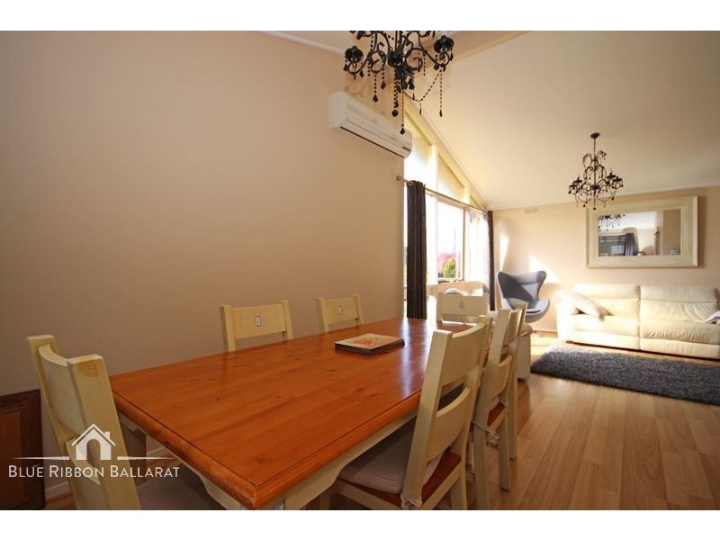 31 Mimosa Avenue, Alfredton VIC 3350