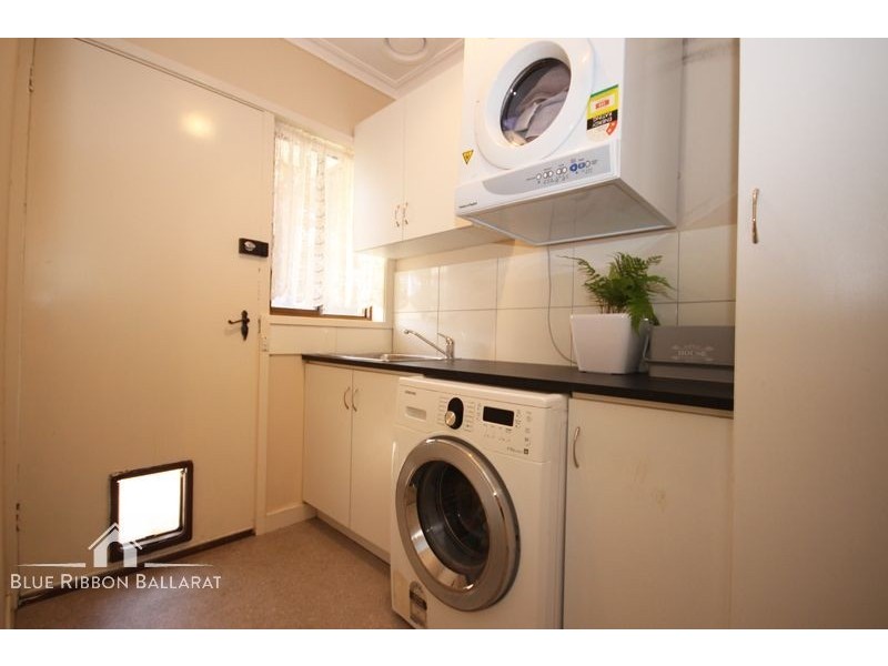 31 Mimosa Avenue, Alfredton VIC 3350