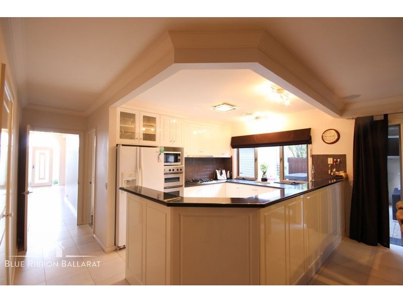 24 Belltower Avenue, Alfredton VIC 3350