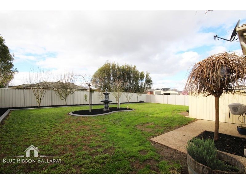 24 Belltower Avenue, Alfredton VIC 3350