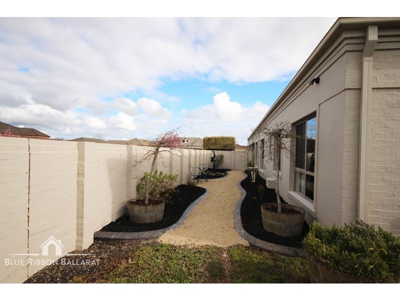 24 Belltower Avenue, Alfredton VIC 3350