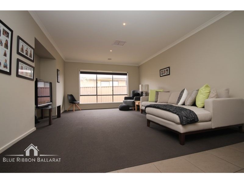 195 Cuthberts Road, Alfredton VIC 3350