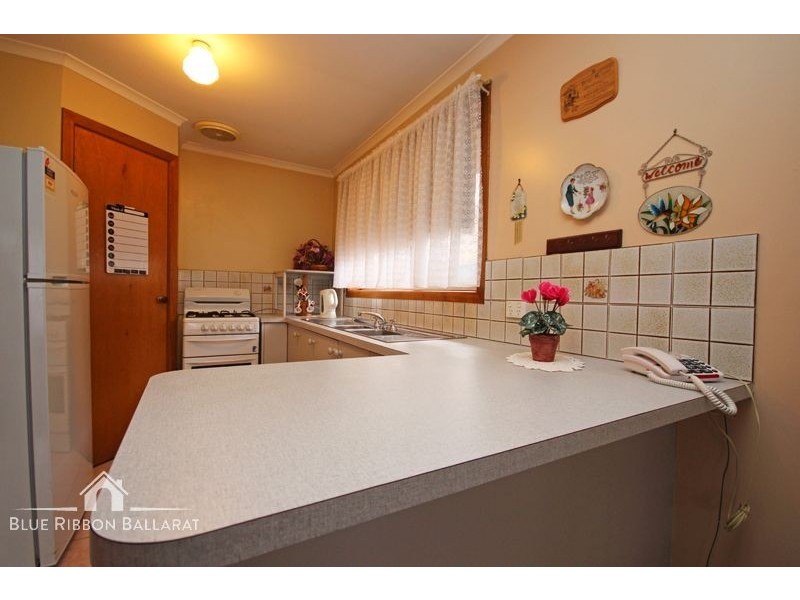 1/32 Edwards Street, Sebastopol VIC 3356