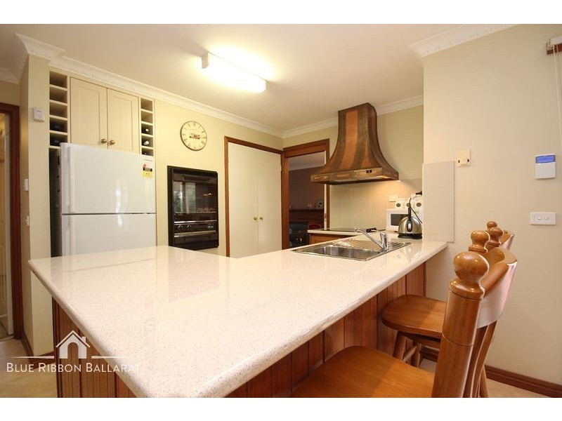 35 Jasmine Drive, Delacombe VIC 3356