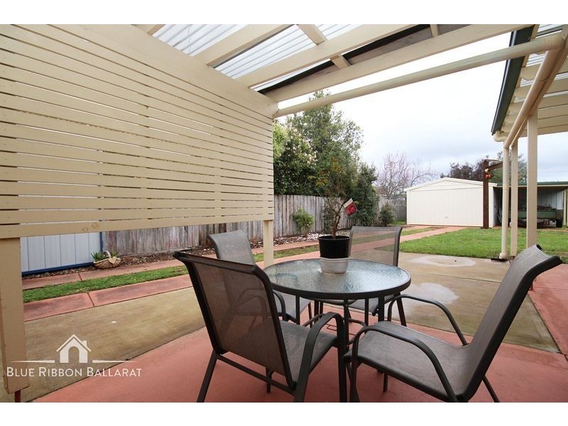 35 Jasmine Drive, Delacombe VIC 3356