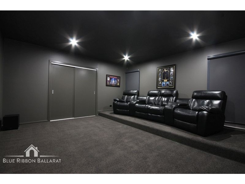 10 Regal Drive, Alfredton VIC 3350